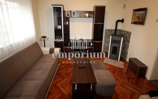 Trosoban etažni stan površine 67m2 ID:2071/EN