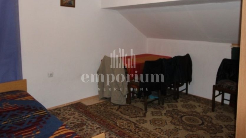 Trosoban stan u novogradnji ID:989/BN