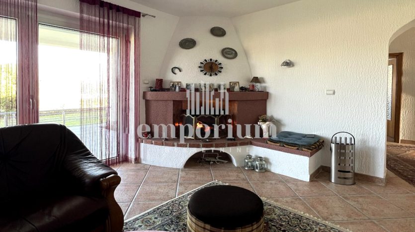 Namještena kuća površine 107m2 u osnovi ID:2232/EN