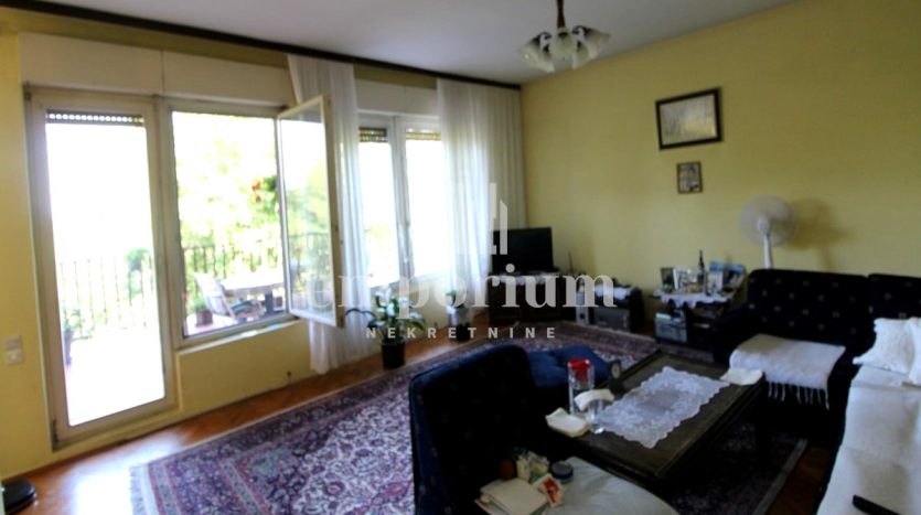 Kuća spratnosti Sut+Pr+1S, na parceli od 534m2 ID:2352/EN