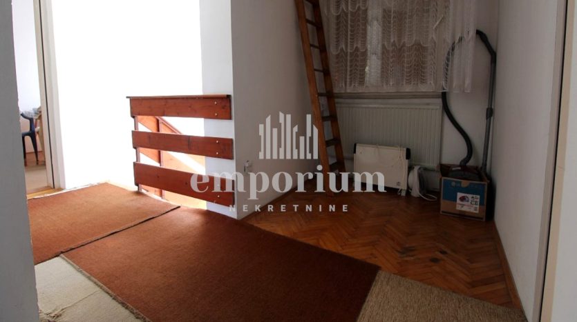 Kuća spratnosti Sut+Pr+1S, na parceli od 534m2 ID:2352/EN