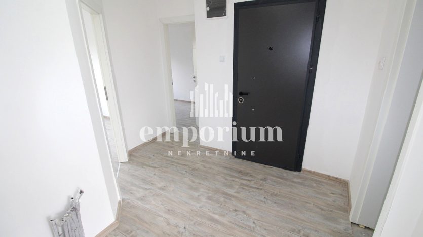 Trosoban stan u centru grada, 72m2 ID:2122/EN