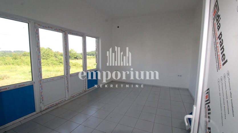 Stambeno-poslovni objekat, 444m2 ID:2327/EN