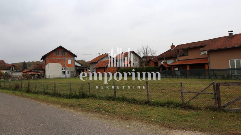 Zemljišna parcela površine 860m2 ID:2399/EN - Prodaja zemljišta Brčko