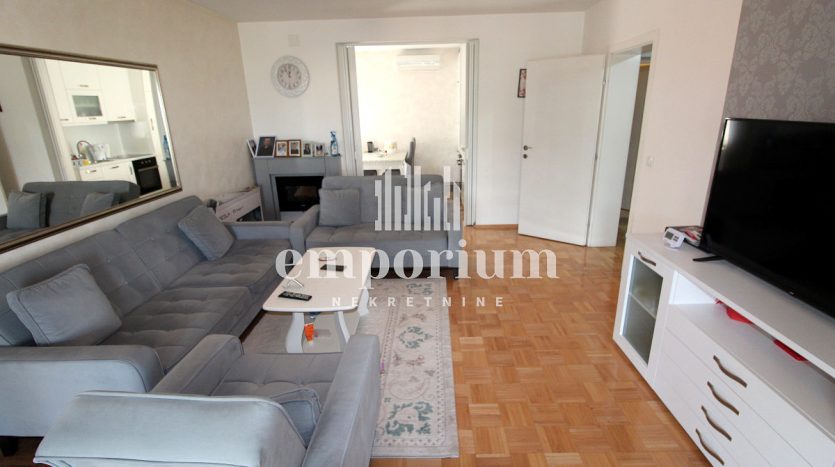 Namještena etažna kuća ID:2467/EN - Prodaja kuća Brčko